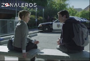 Ver Por trece razones temporada 1 episodio 9